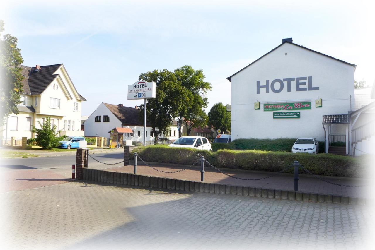 Hotel Lindenberger Hof Ahrensfelde Bagian luar foto